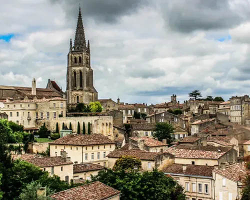 From Bordeaux: Full Day to Saint-Emilion and Medoc